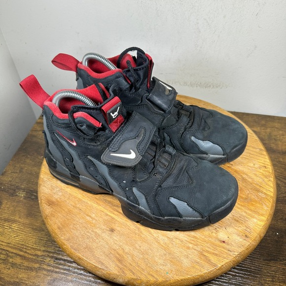 Nike Air DT Max 96 Falcons Deion Sanders Black Varsity Red HQ3620-010 Mens 8